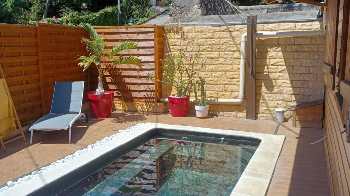 Terre-de-Haut Villa | Charming wooden Creole villa with small swimming pool, close to the beaches