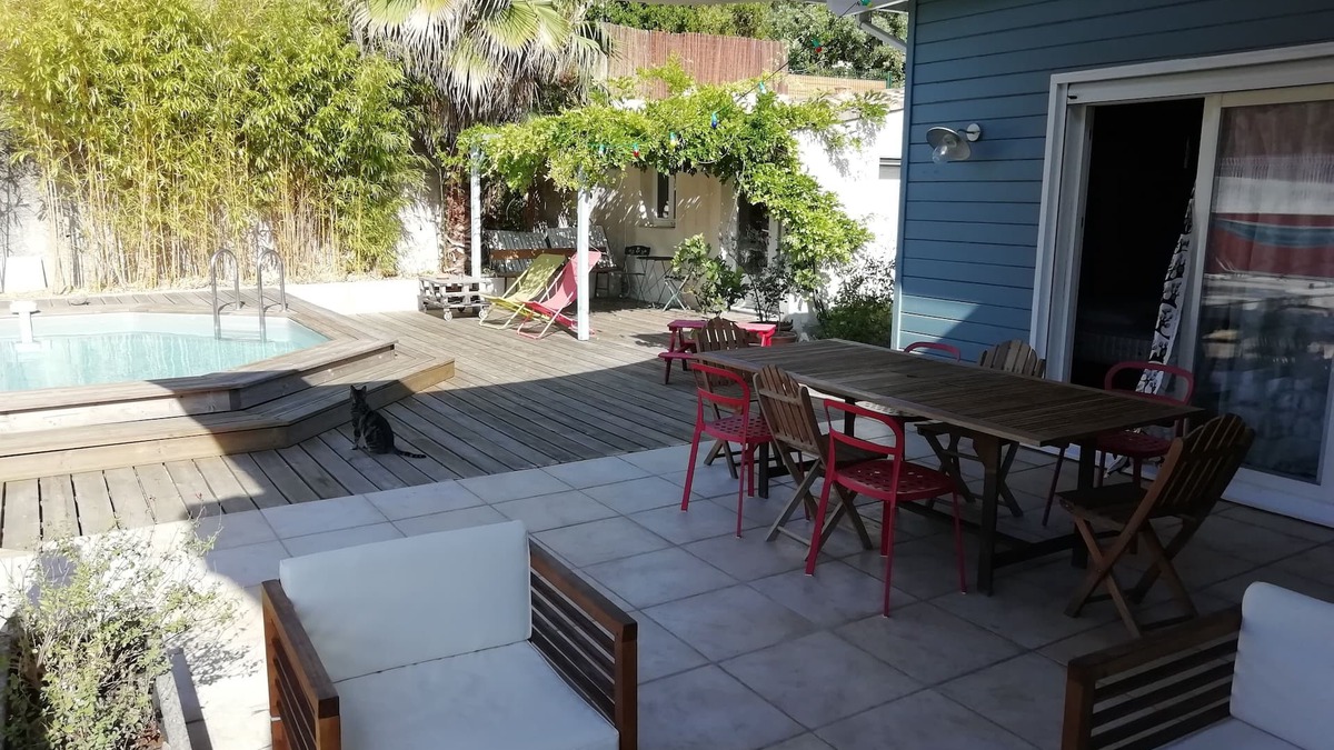 Sommieres House | Charming wooden house in Sommières (pool)