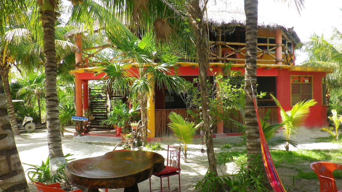 Isla Holbox House | Charming Woodenhouse