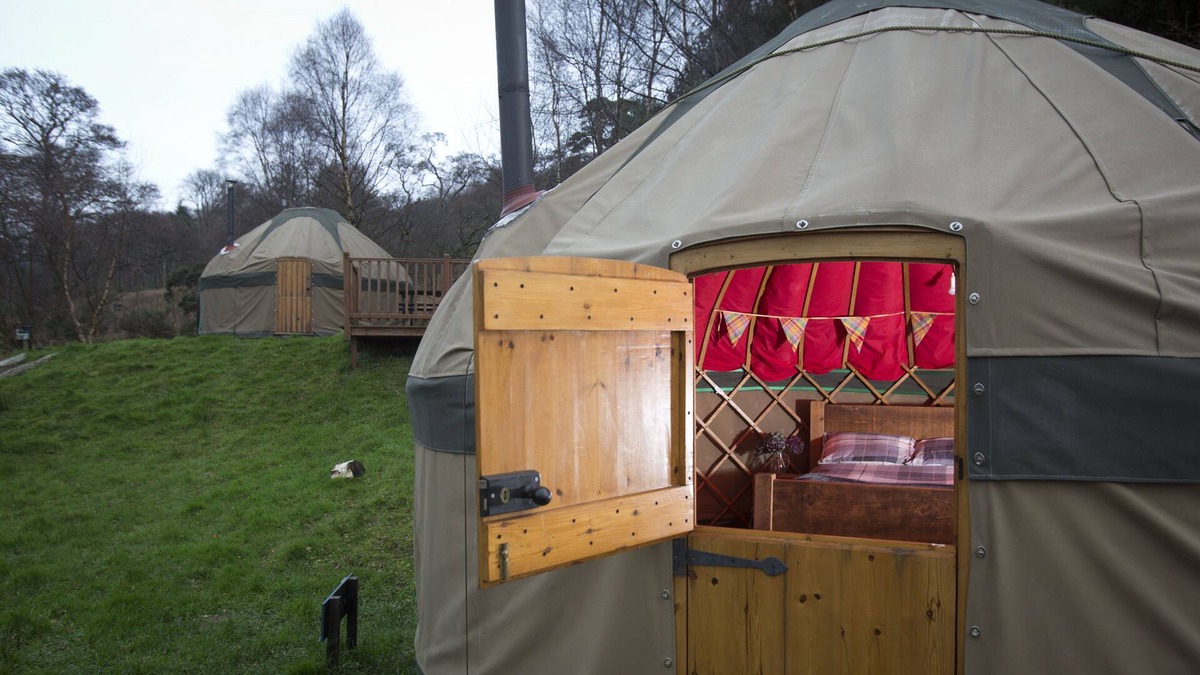 Largs Cabin | Charming Yurt in Kelburn Estate near Largs