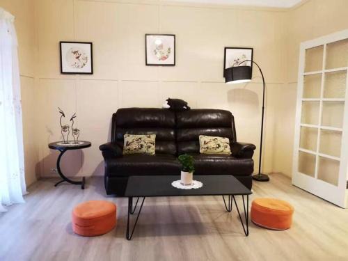 Croydon House | Charming1886