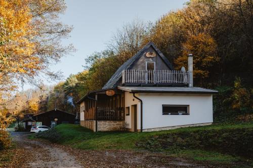 Horne Hamre House | Chata Pekný les