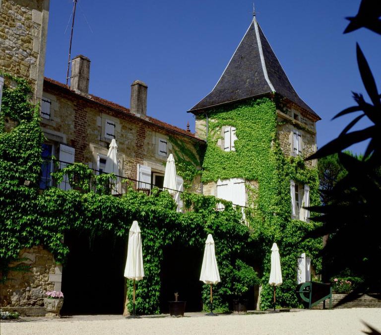 Prayssac Apartment | Chateau Camp del Saltre