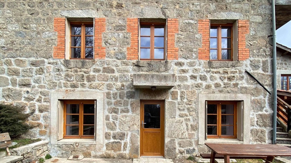 Marlhes House | Chateau / Country House