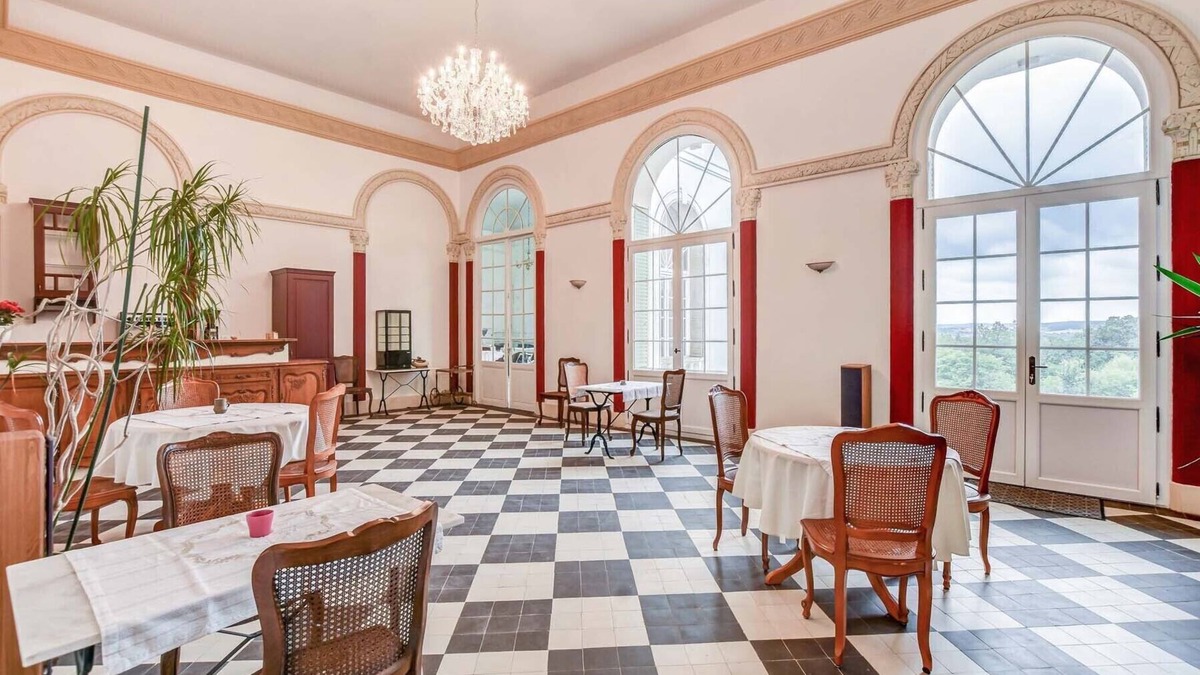 Damiatte House | Chateau de Pourpry