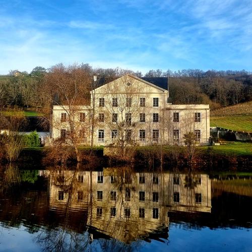 Monein Bed & Breakfast | Chateau Roquehort