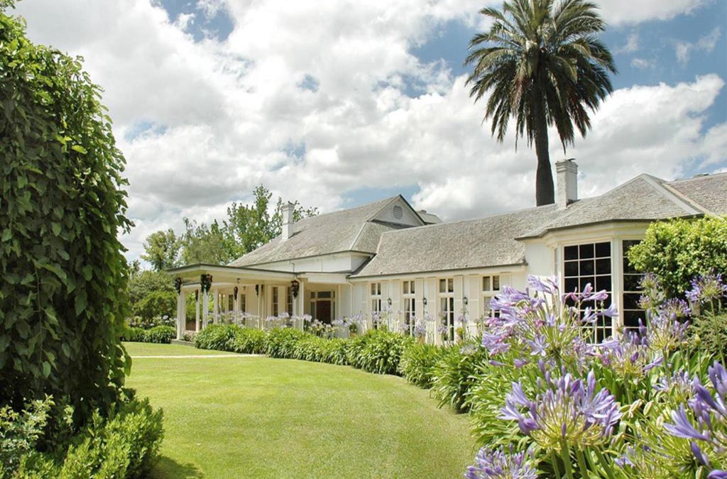 Yering Hotel | Chateau Yering