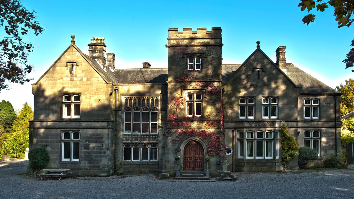 Wormhill Cottage | Chatsworth Apartment - sleeps 4 guests in 1 bedroom