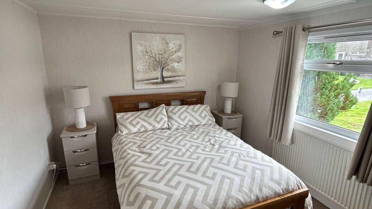 Newton Stewart Ski Chalet | Chatsworth Lodge - Creebridge
