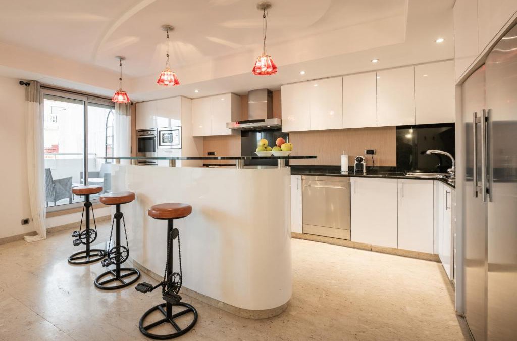 Jean-Medecin Apartment | Chauvain Résidence