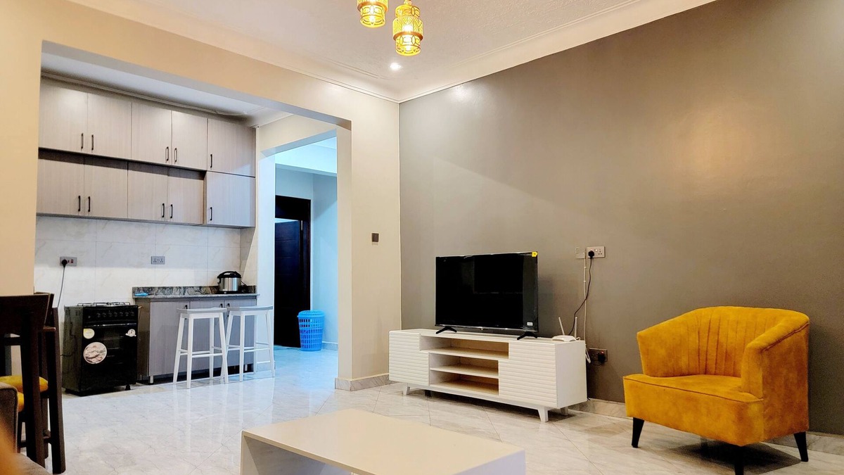 Kampala Apartment | Chayil Loft Bahai, 1bedroom/1bathroom,free;wifi,parkin,laundry,next 2BahaiTemple