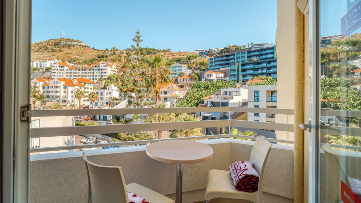Sao Martinho Hotel | Check Out Vigário Beach! Scenic Views, Onsite Spa, Swimming Pool