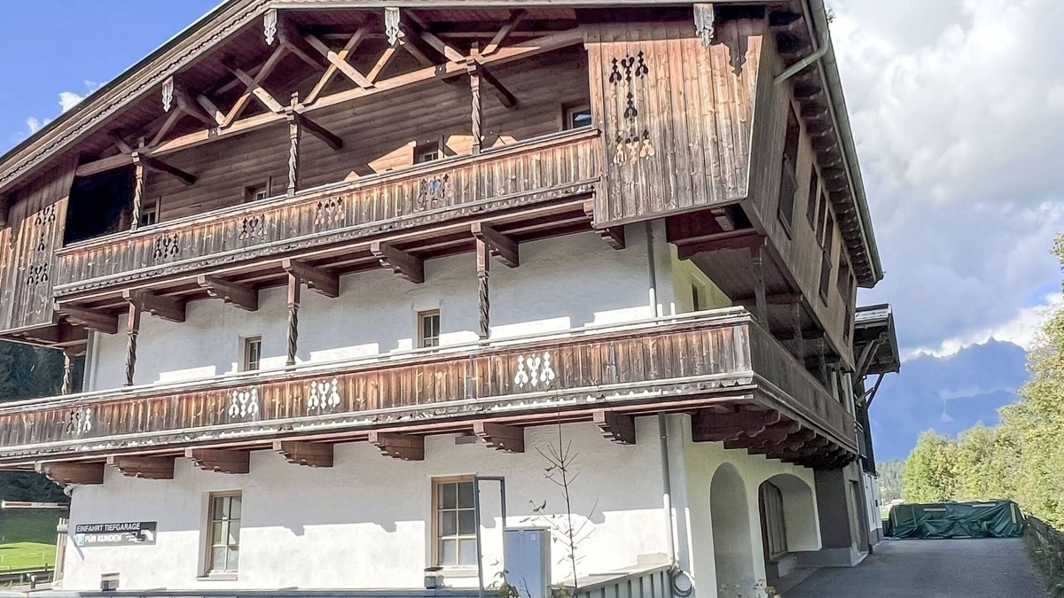 Oberndorf in Tirol Apartment | Cheeky Apartment by Interhome