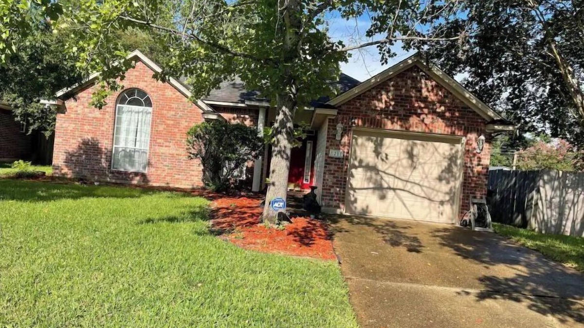 Shreveport House | Cheerful 3-bedroom 2bathroom with garage