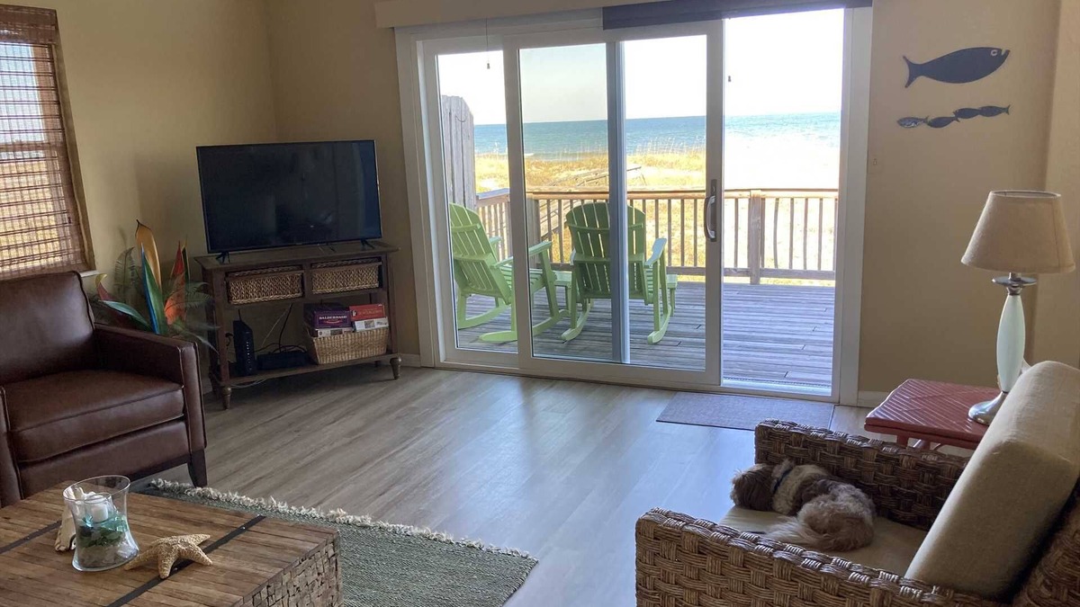 Ocean Cay Condo | Cheerful Condo with Amazing Deck and Stunning Views!