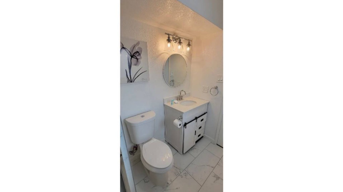 Aurora House | Cheerful large 5 bedroom home with space to spare