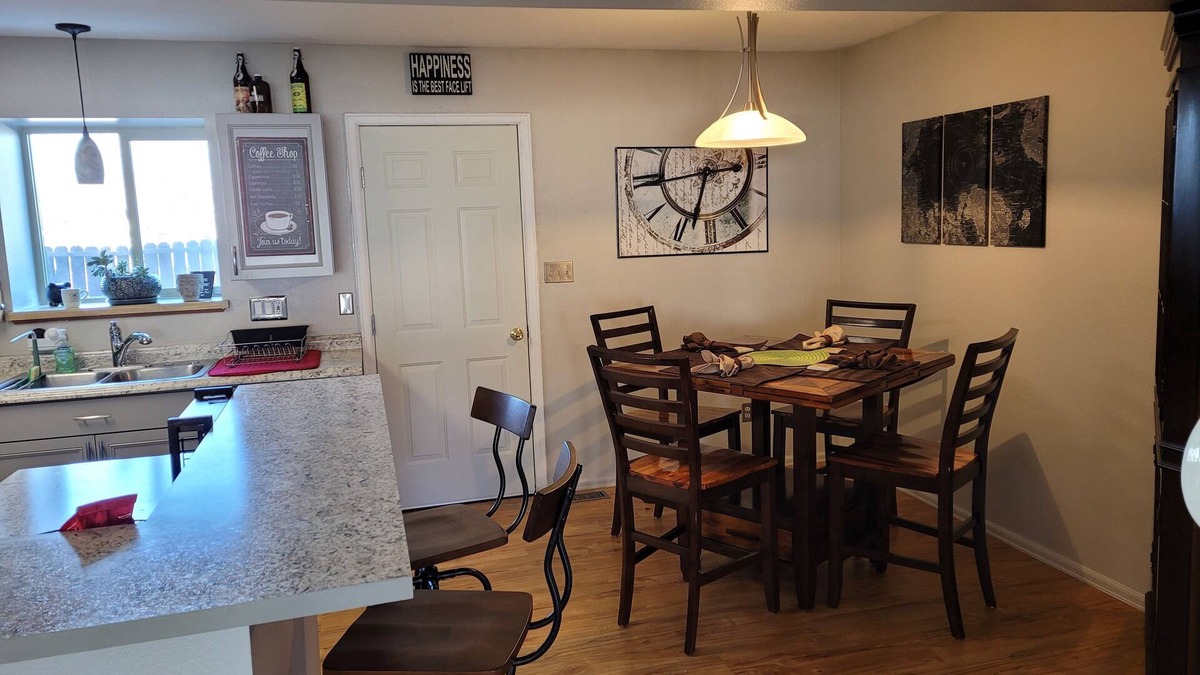 Cheyenne Meadows House | Cheerful Mountain View Townhome