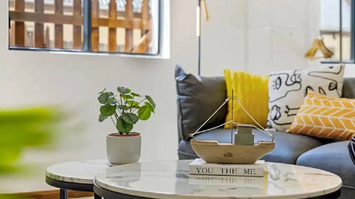 Summer Hill House | Cheerful three Bedroom house close to City