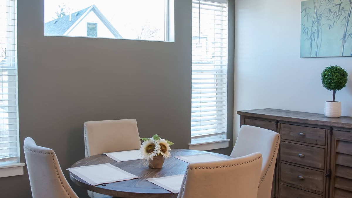 West Colfax House | Cheerful Townhome Sloan’s Lake