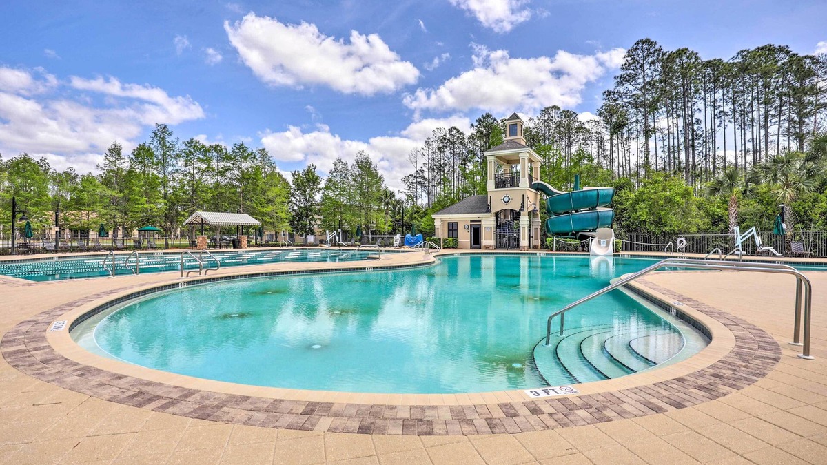 St. Johns Condo | Cheery Condo w/Community Pool & Waterslide!