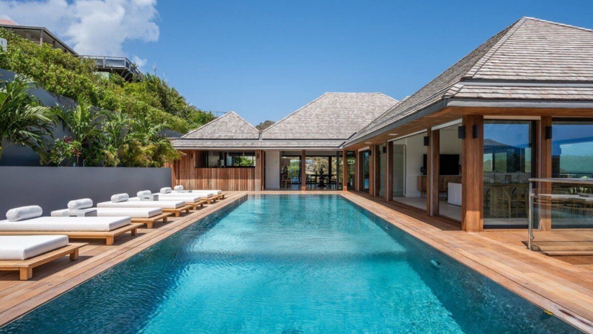 Anse des Cayes Villa | Chef included by Fantasia Villas: Villa Firefly
