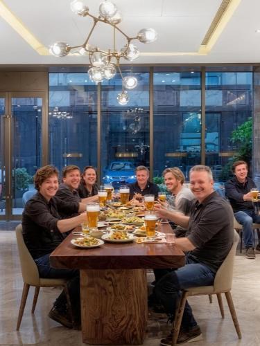 Qingyang Hotel | Chengdu Yueming Hotel,2-minute walk to Subway ,close to Kuanzhai Alley and Chunxi Road,Free laundry, Free coffee, Chengdu food,English communication well,Private travel advice