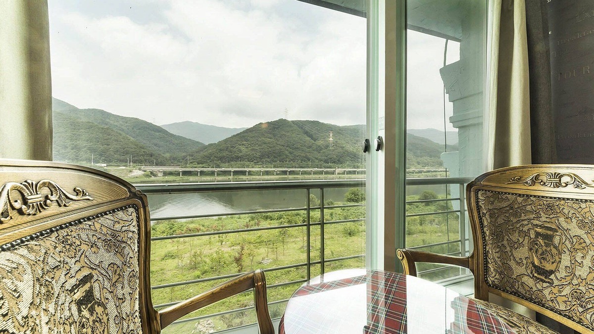 Oeseo Hotel | Cheongpyeong Paradise