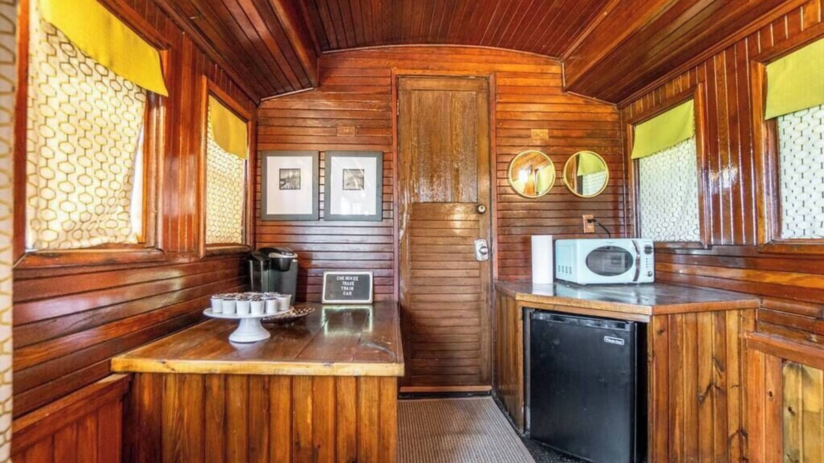Gilmer Other | Cherokee Trace Train Car Glamping *with HOT TUB*