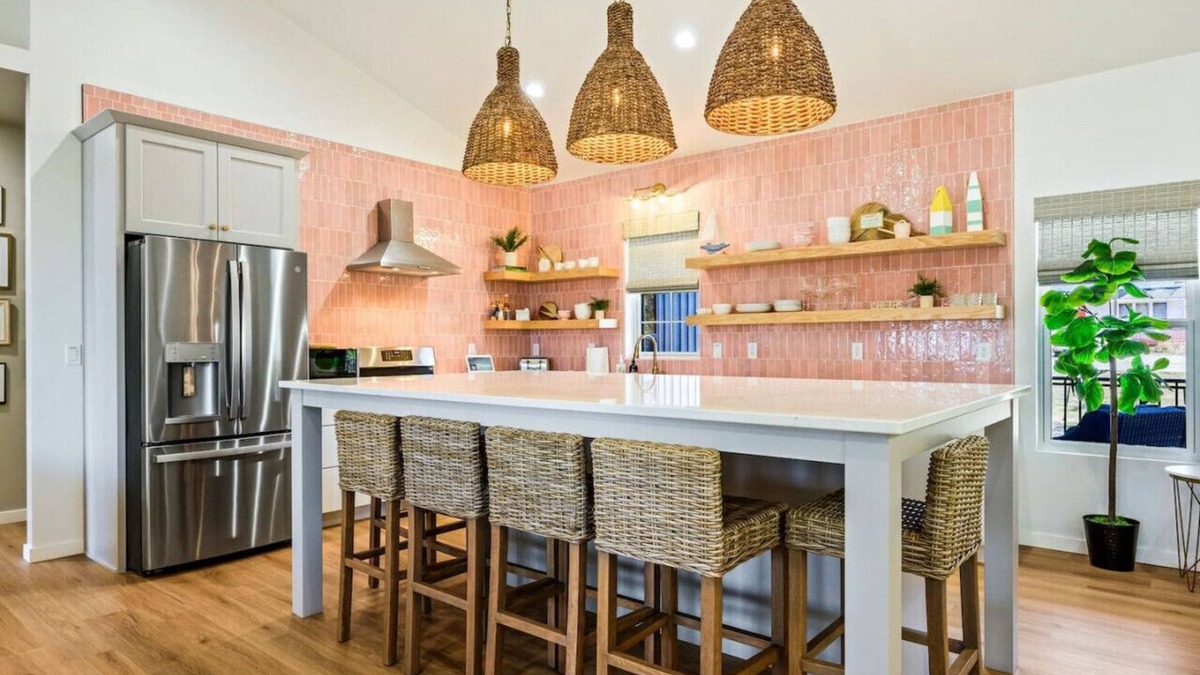 Sister Bay House | Cherry Cabana- In the Heart of Sister Bay