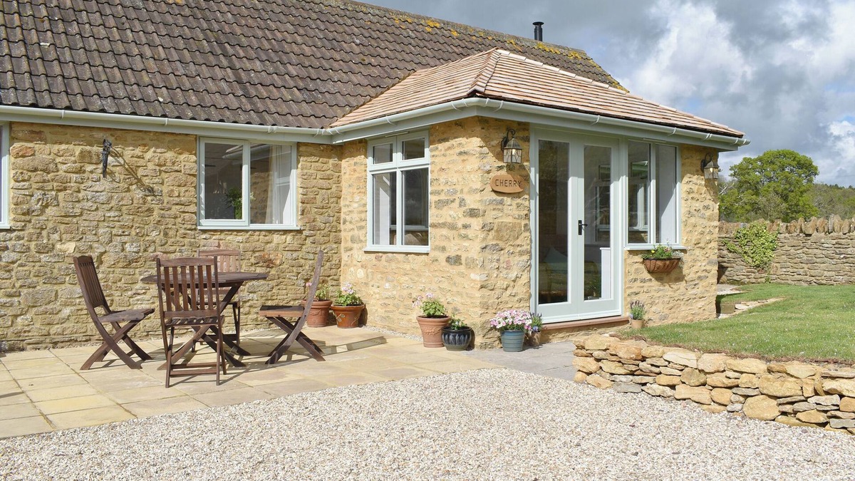 North Perrott Cottage | Cherry Cottage - UKC3990