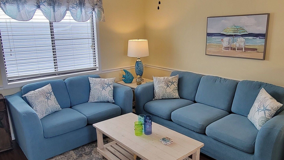 North Myrtle Beach House | Cherry Grove 2 bedroom townhouse directly across the street from ocean
