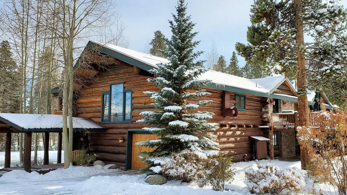 Granby House | Cherry Ranch-Incredible Luxury Custom Log Home-5Bd