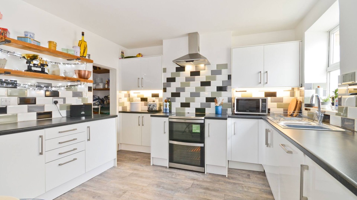 East Cowes Cottage | Cherry Tree Cottage, Cottage close to amenities