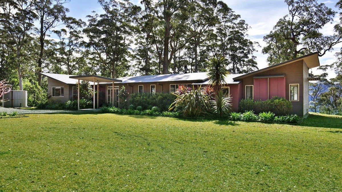 Wattamolla House | Cherrywood - A Modern Australian Bush Home