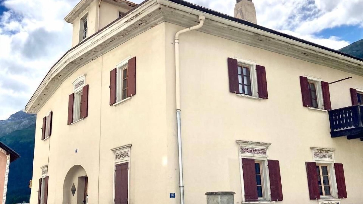 S-chanf Other | Chesa alb sco'l floc