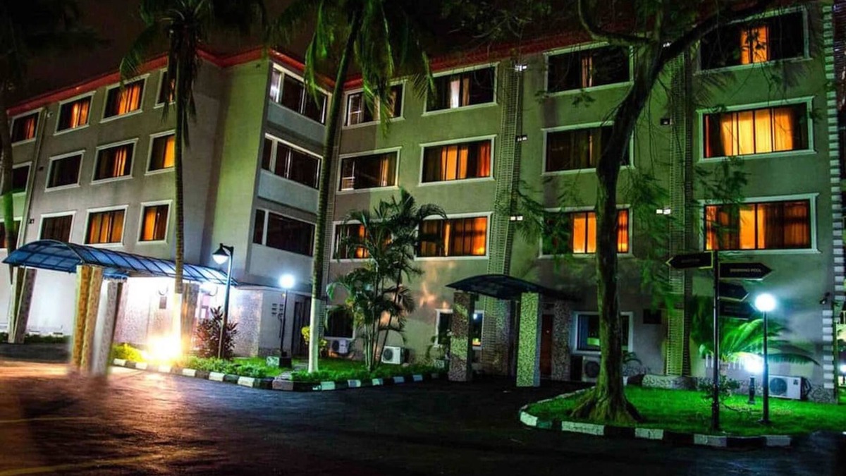 Ojodu Hotel | Chesterfield Hotel & Suites