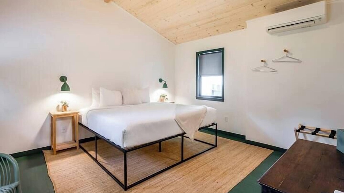 Nevada City Cabin | Chestnut Cottage at Piety Hill Cottages