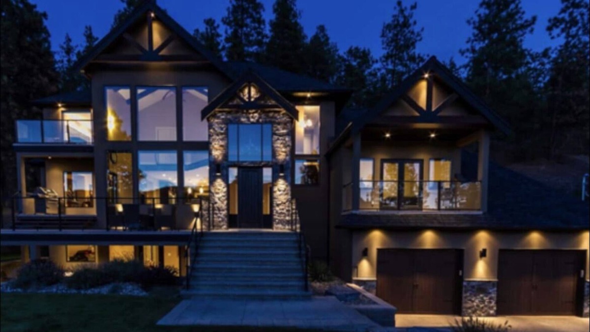 Central Okanagan House | Chetwin Cabin