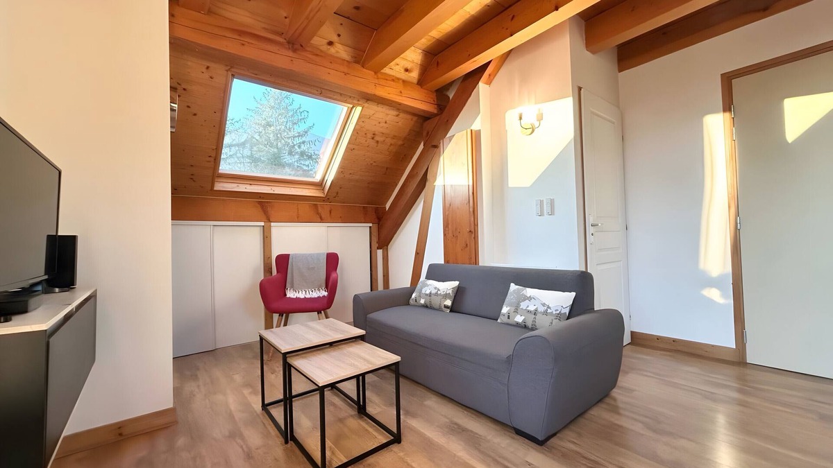 Saint-Pierre-d'Albigny Apartment | Chez Fred 202 - parking, wifi - clg savoie