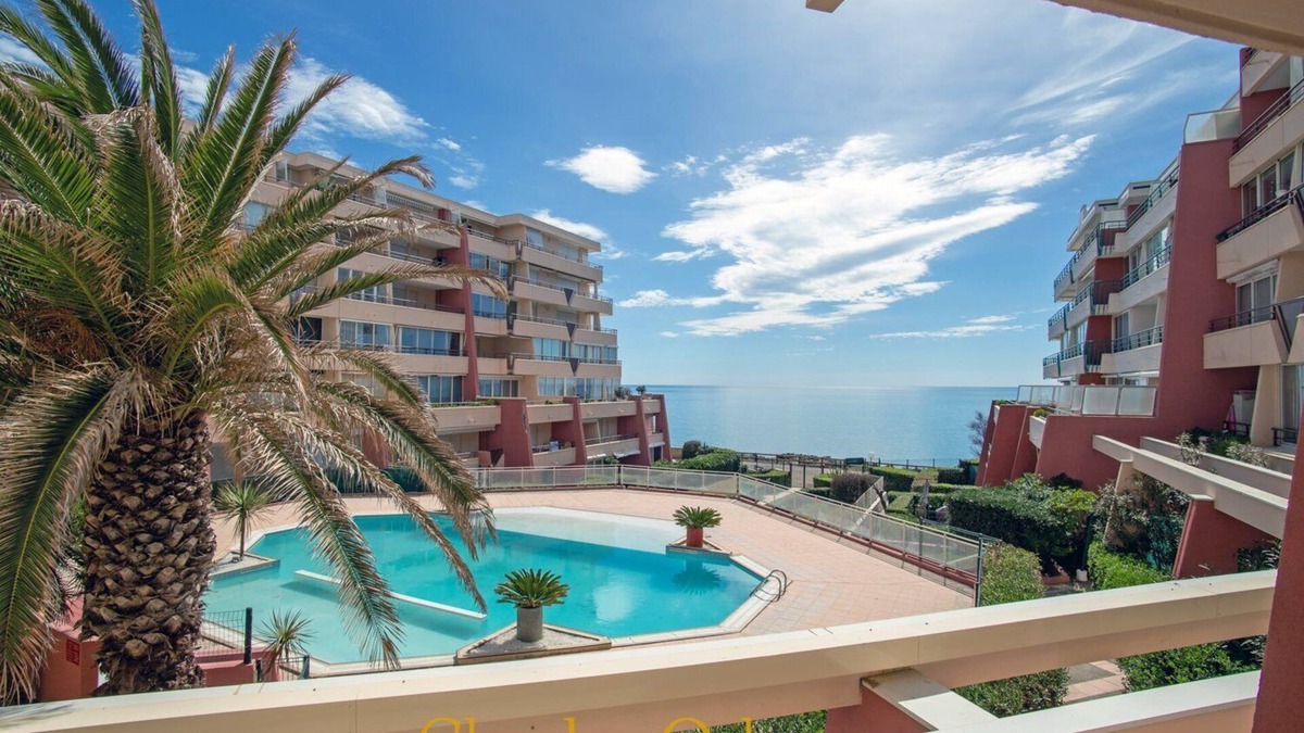 Montpellier Apartment | Chez Juan - Croisette II - Parking & piscine