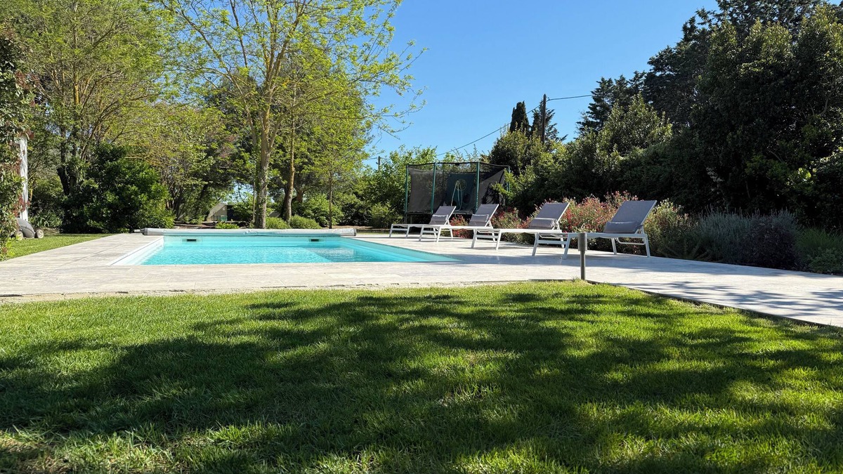 Salles-d'Aude Villa | Chez Madame Paulette Villa with swimming pool and spa 15 minutes from the sea