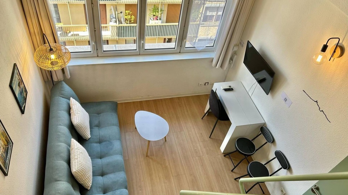 4th Arrondissement Apartment | Chez Martin - Studio Hospital Timone St Pierre Palais omnisports