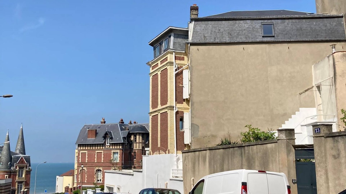 Saint-Martin-du-Littoral Apartment | "Chez Maupassant" Holiday apartment 2 minutes from the beach