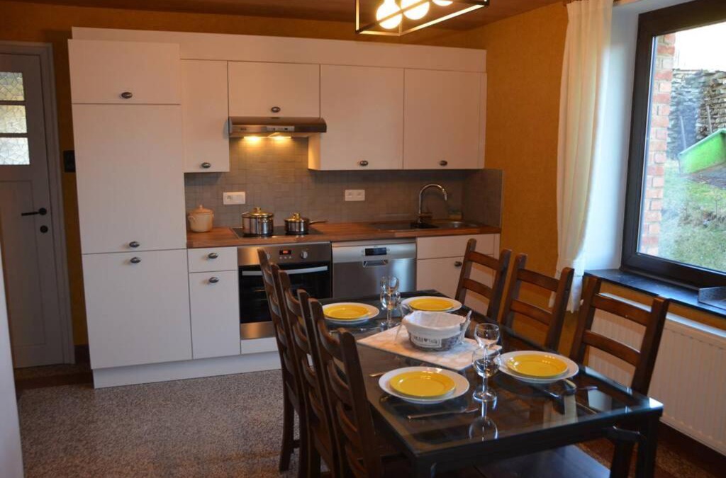 Trois-Ponts House | Chez Pèpère, gîte charmant et tranquille