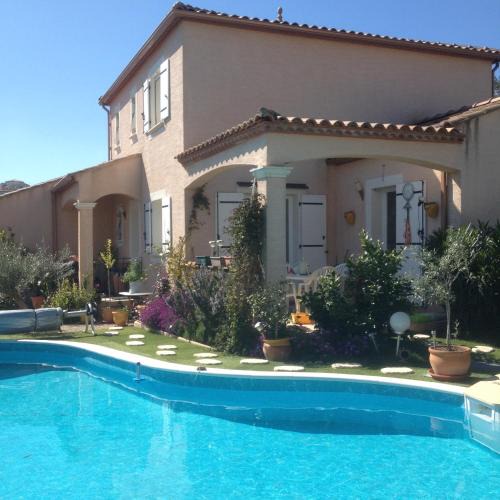 Roujan Bed & Breakfast | Chez Patrick Roujan