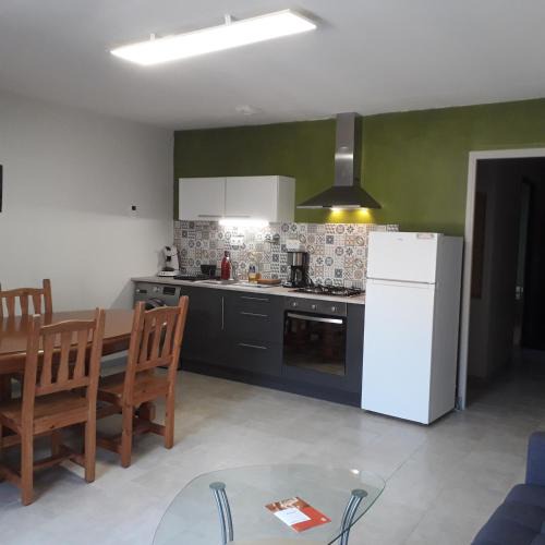 Montagnac Apartment | Chez René