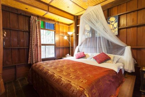 Old City House | Chiang Mai Summer Resort