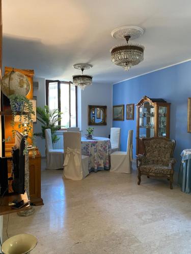 Pescara Apartment | Chiara Beach Villa sea view