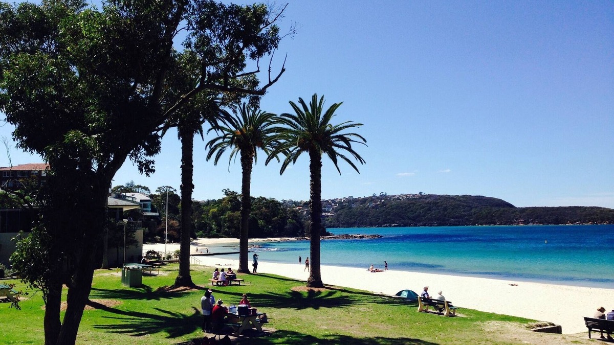 Mosman Apartment | Chic 1-Bed Apartment by Balmoral Beach