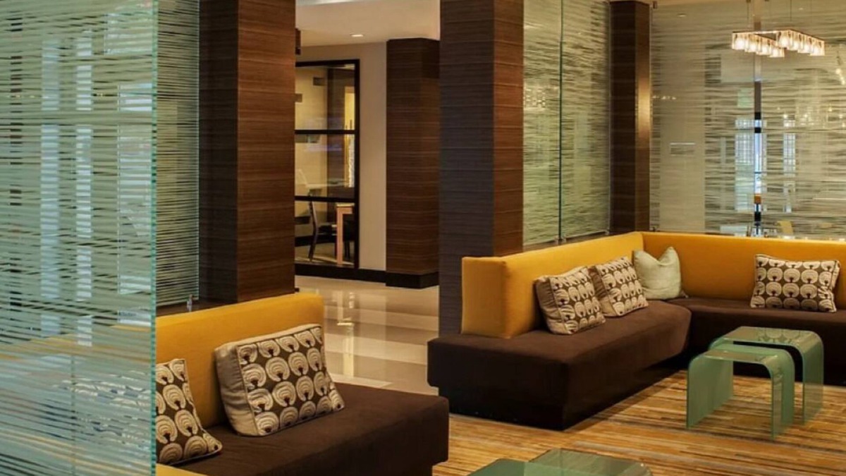 Buckingham Apartment | Chic 1-bedroom apartment with AC, fitness room in fantastic Arlington